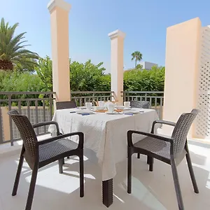 Sarah's - Playa Fanabe Costa Adeje (Tenerife)