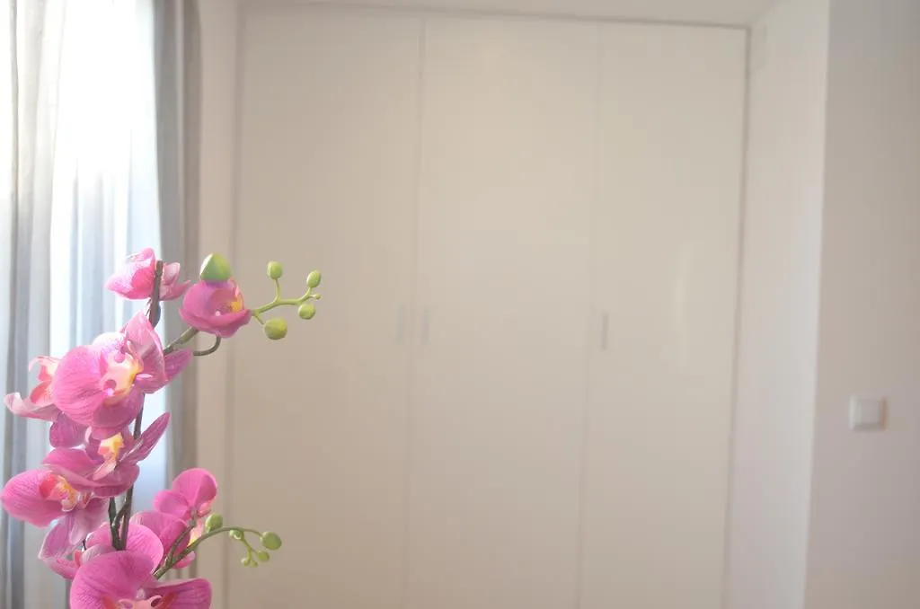 Apartsuits Tarragona Rambla Nova 24 Spain